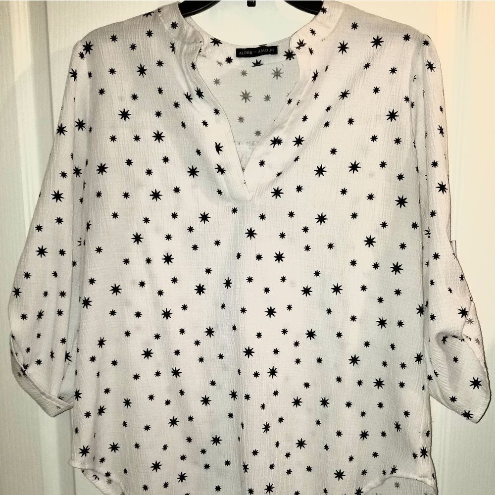 CAMISOLE TOP WHITE/BLACK TOP - Picture 2 of 15